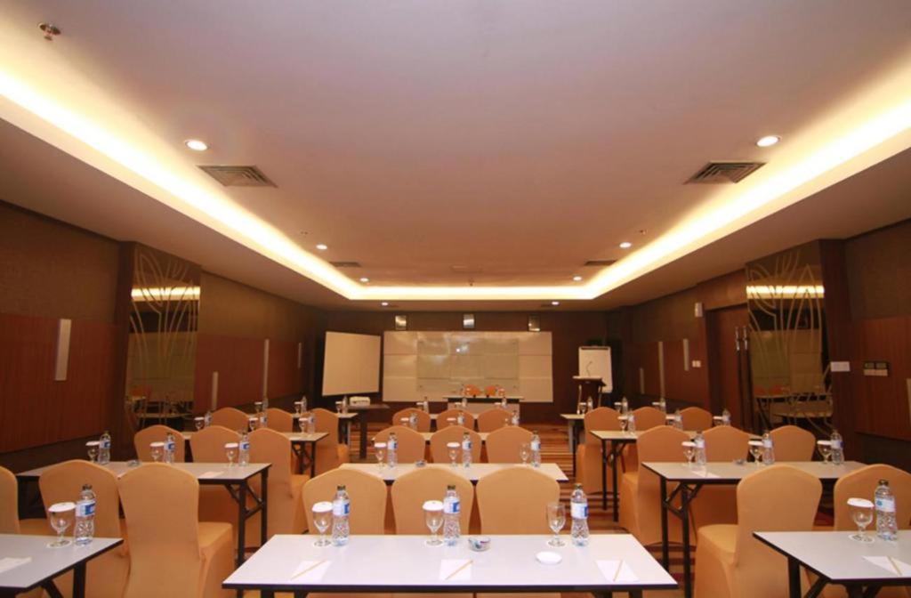 Hotel Falatehan Jakarta Buitenkant foto