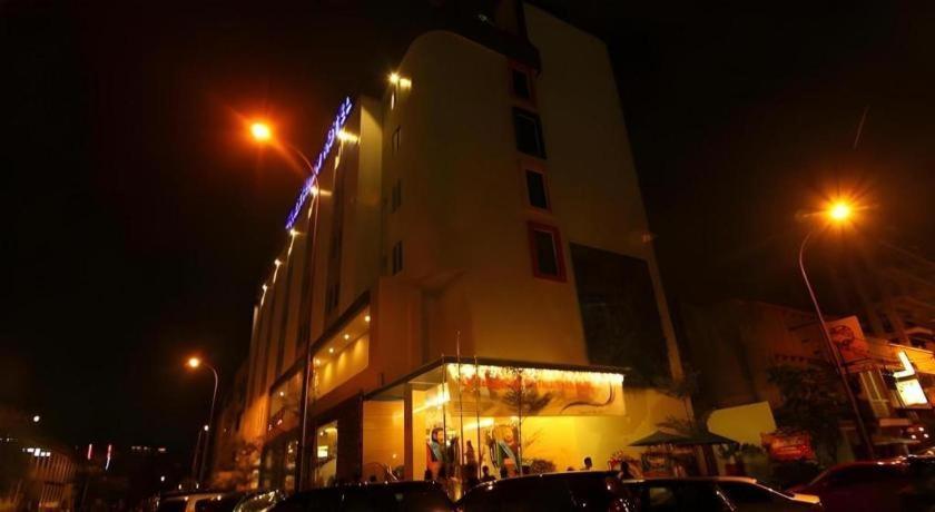 Hotel Falatehan Jakarta Buitenkant foto