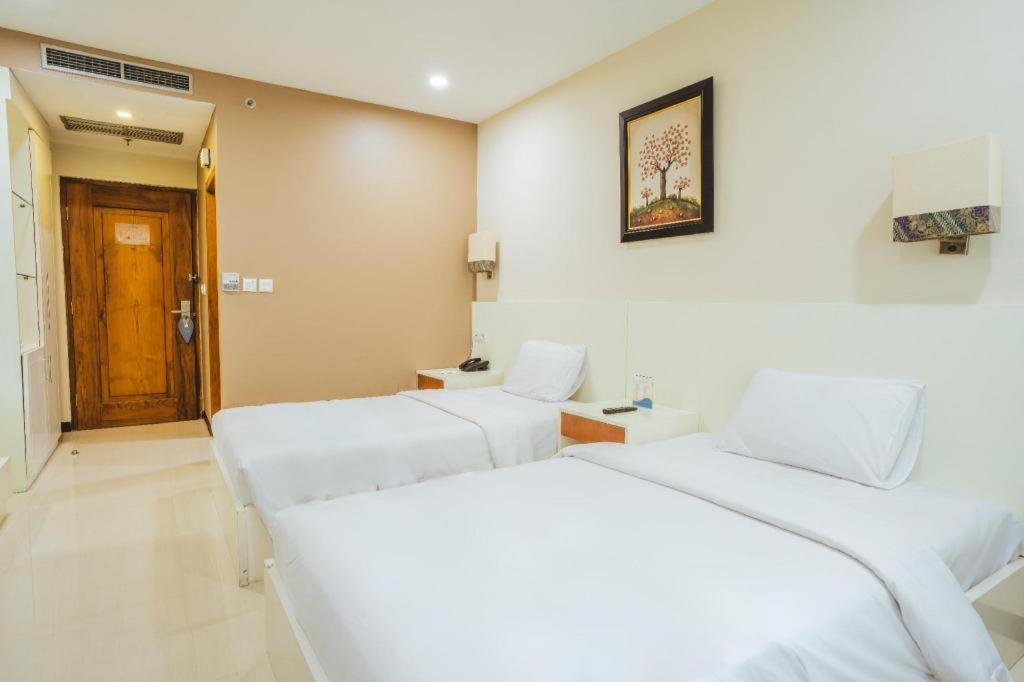 Hotel Falatehan Jakarta Buitenkant foto